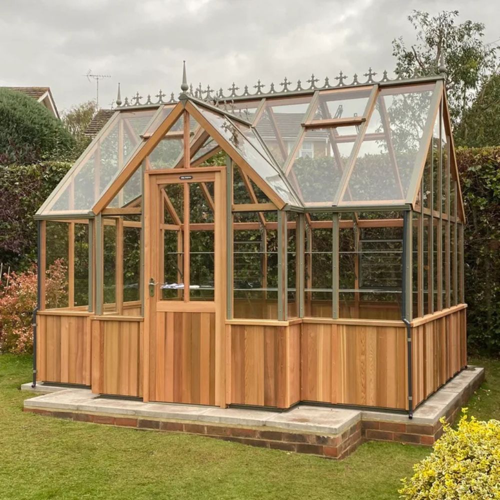 Alton Cambridge Cedar Greenhouse