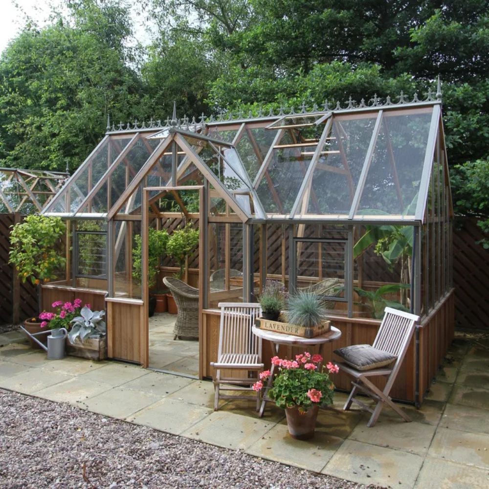 Alton Cambridge Cedar Greenhouse