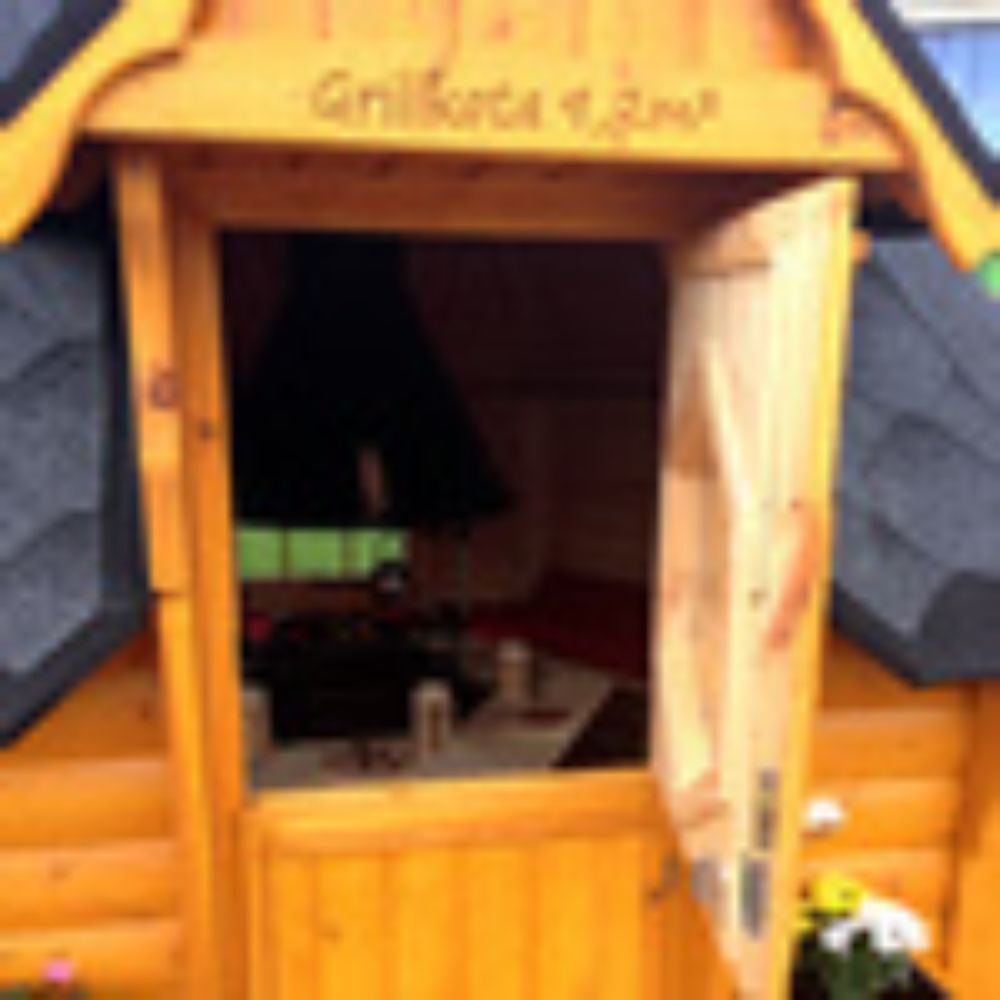 Exaco Kota Grill House/Hunting Cabin