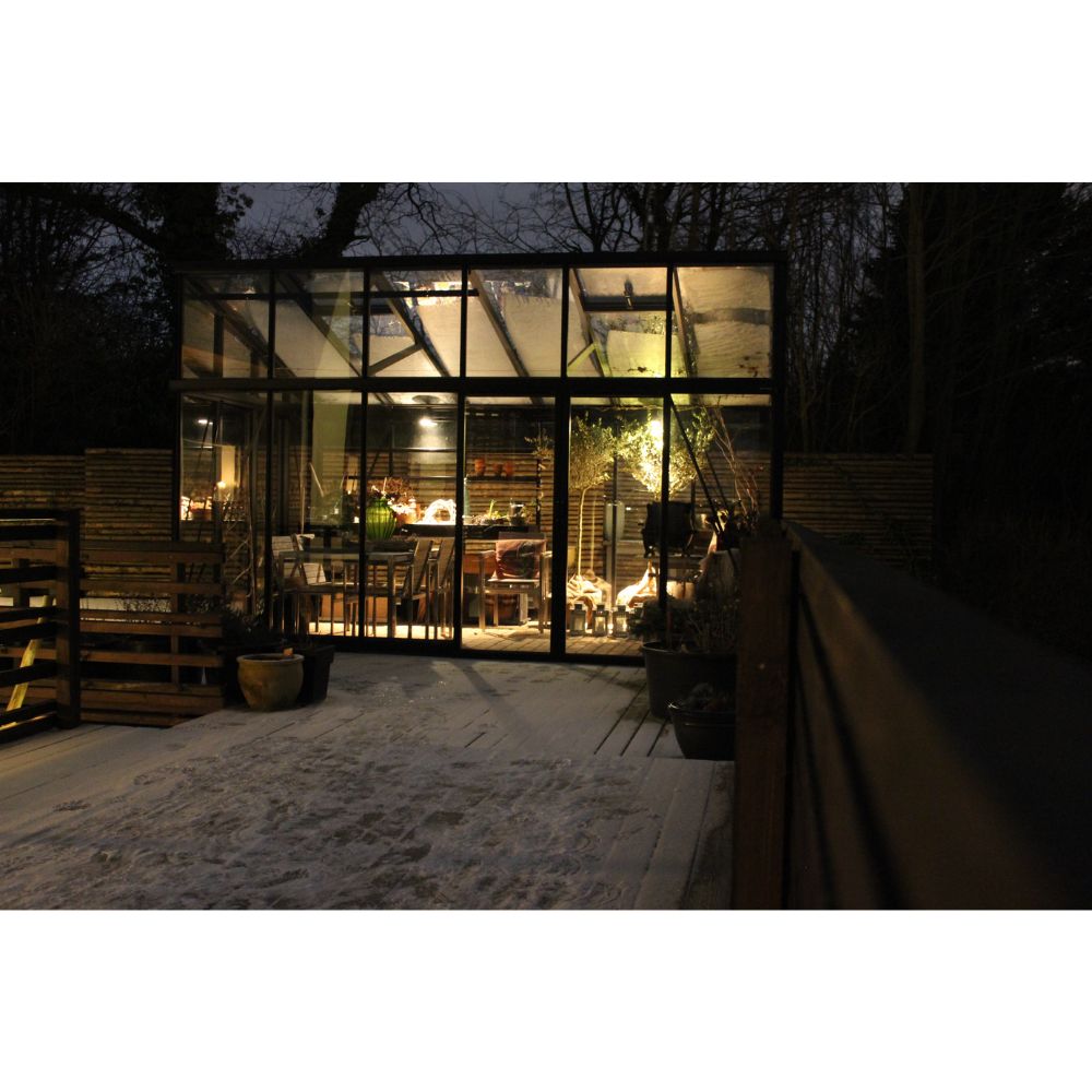 Janssens Modern Greenhouse
